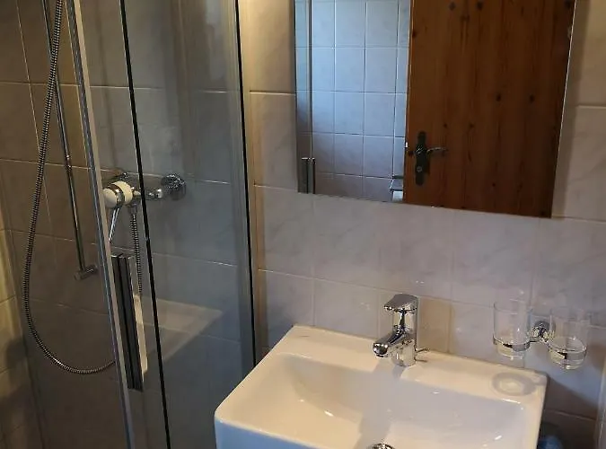 شقة Delphin Saas Fee