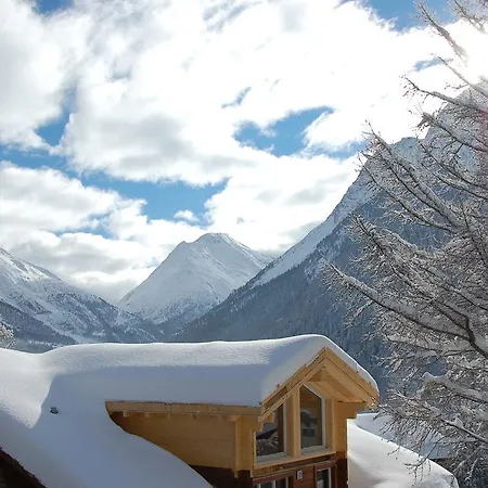 شقة Delphin Saas Fee