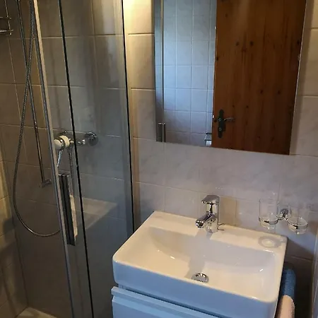 شقة Delphin Saas Fee